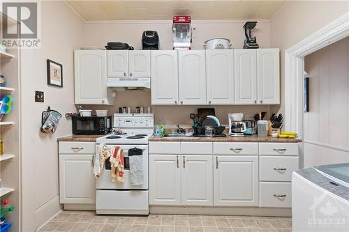 38 Marmora Street, Quinte West, ON - Indoor Photo Showing Kitchen
