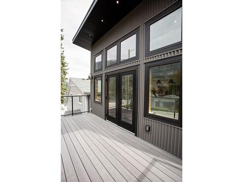 922 Sixth Street, Nelson, BC - Outdoor With View