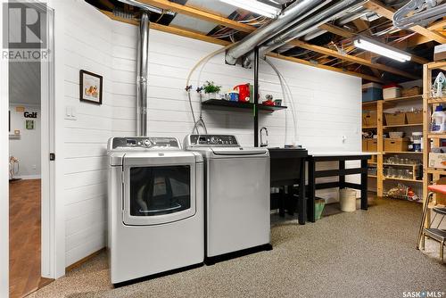 1605 Canterbury Lane, Regina, SK - Indoor Photo Showing Laundry Room