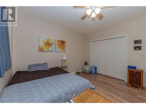 3131 20 Street Ne, Salmon Arm, BC - Indoor Photo Showing Bedroom