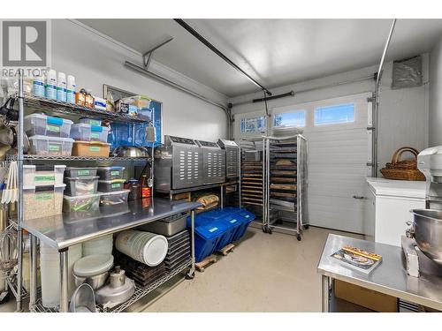 3832 Pakka Road, Sorrento, BC - Indoor Photo Showing Garage