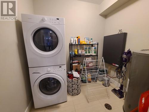 305 11205 105 Avenue, Fort St. John, BC - Indoor Photo Showing Laundry Room
