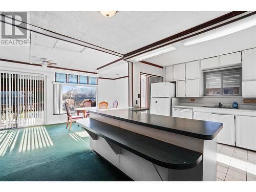 123 Riverdale Drive, Enderby, BC - Indoor Photo Showing Kitchen