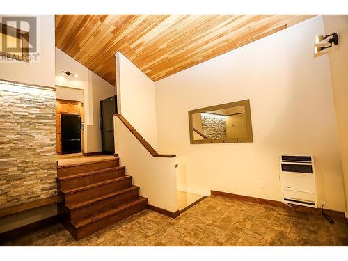 4598 Cedar Hill Road, Falkland, BC - Indoor Photo Showing Other Room