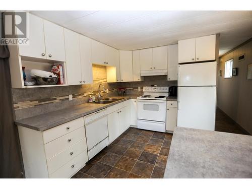 4598 Cedar Hill Road, Falkland, BC - Indoor Photo Showing Kitchen With Double Sink