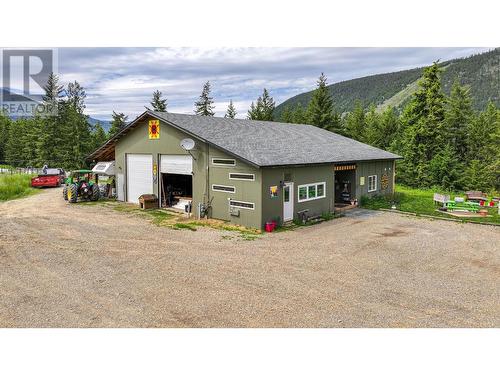 4598 Cedar Hill Road, Falkland, BC - Outdoor