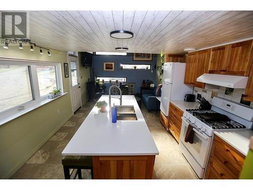 4598 Cedar Hill Road, Falkland, BC - Indoor Photo Showing Kitchen