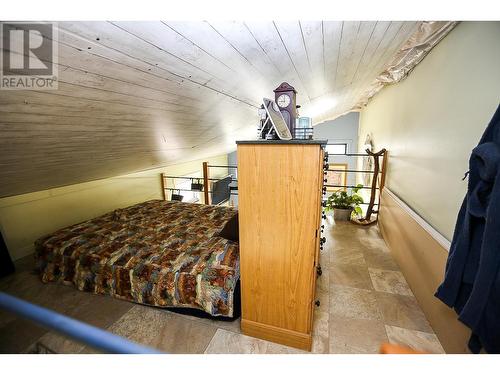 4598 Cedar Hill Road, Falkland, BC - Indoor Photo Showing Other Room