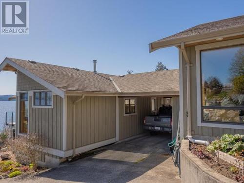 8863 Stark Road, Powell River, BC - Outdoor With Exterior