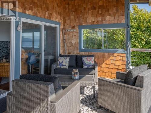 8863 Stark Road, Powell River, BC - Outdoor With Exterior