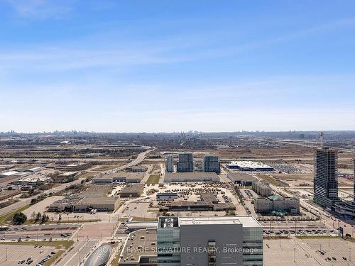 5009-5 Buttermill Ave, Vaughan, ON - Outdoor With View