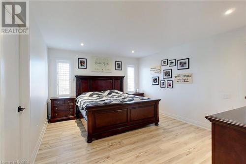 161 Pine View Drive, West Grey, ON - Indoor Photo Showing Bedroom