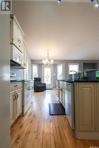 49 Lawrence Avenue E, Yorkton, SK - Indoor Photo Showing Kitchen