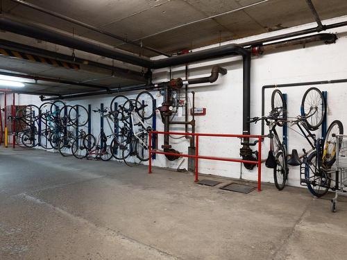 Parking - 603-3470 Rue Durocher, Montréal (Le Plateau-Mont-Royal), QC - Indoor Photo Showing Garage