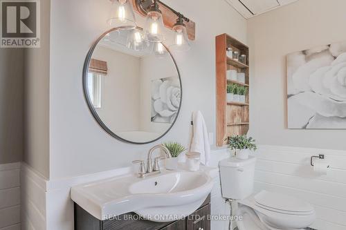 7 Port Hoover Rd, Kawartha Lakes, ON - Indoor Photo Showing Bathroom