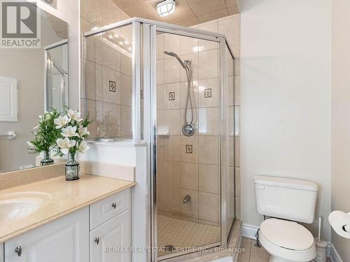 15 Concorde Drive, Brampton, ON - Indoor Photo Showing Bathroom