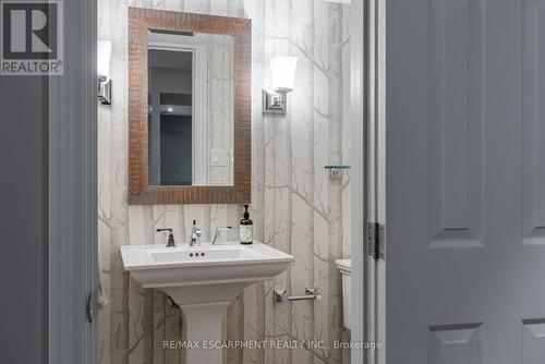 234 William St, Oakville, ON - Indoor Photo Showing Bathroom
