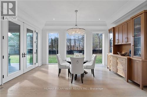 128 Balsam Drive, Oakville, ON - Indoor Photo Showing Dining Room