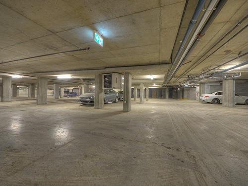 Parking - 221-6300 Rue De Chambéry, Brossard, QC - Indoor Photo Showing Garage