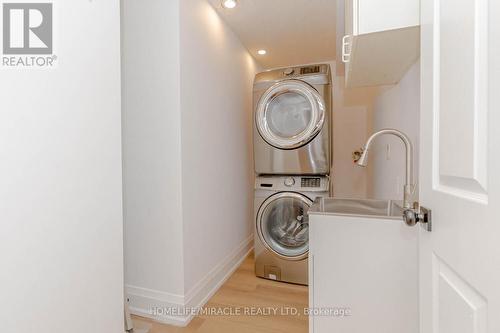 4544 Penhallow Rd, Mississauga, ON - Indoor Photo Showing Laundry Room