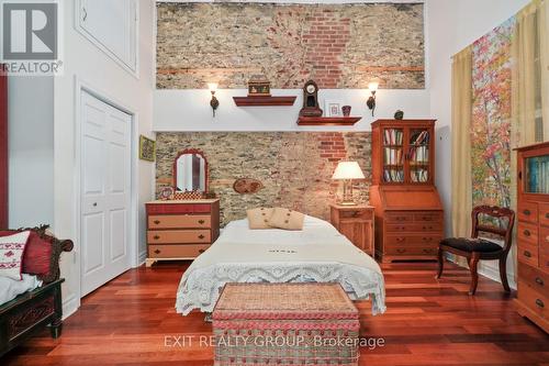 1 - 393 Front Street, Belleville, ON - Indoor Photo Showing Bedroom