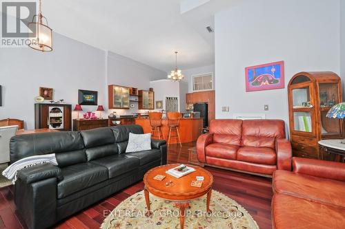 1 - 393 Front Street, Belleville, ON - Indoor Photo Showing Living Room