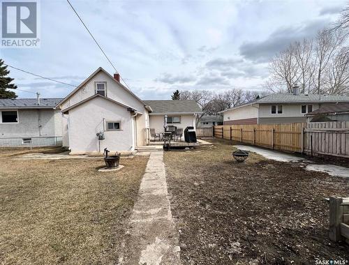 118 5Th Avenue Se, Swift Current, SK - Outdoor