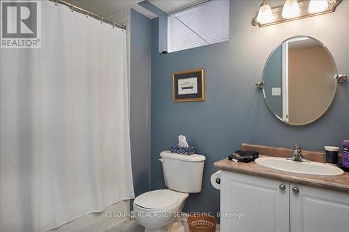 6 Versailles Cres, Barrie, ON - Indoor Photo Showing Bathroom