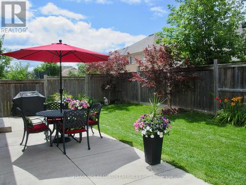 6 Versailles Cres, Barrie, ON - Outdoor With Backyard