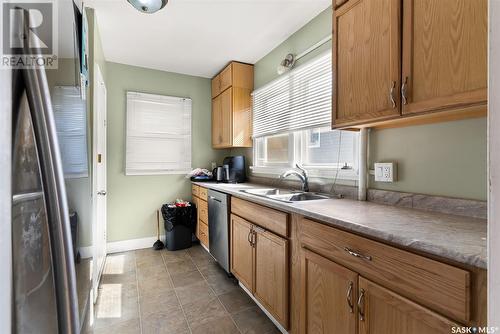 635 Wascana Street, Regina, SK - Indoor Photo Showing Kitchen With Double Sink