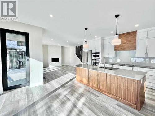 8546 97A Highway, Mara, BC - Indoor Photo Showing Kitchen With Stainless Steel Kitchen With Upgraded Kitchen