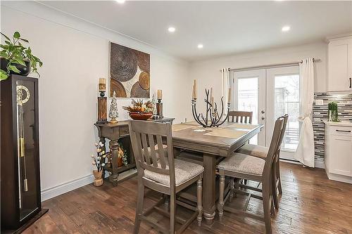 68 Montmorency Drive, Hamilton, ON - Indoor Photo Showing Dining Room
