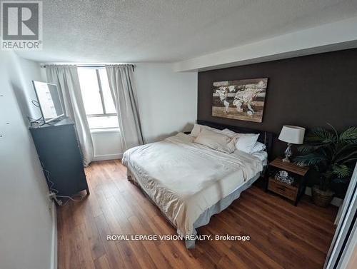 #1504 -250 Queens Quay W, Toronto, ON - Indoor Photo Showing Bedroom