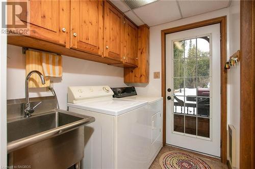 457 Dyers Bay Road, Miller Lake, ON - Indoor Photo Showing Laundry Room