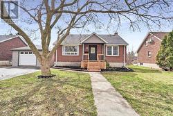 443 PATERSON AVE  London, ON N5W 5C8