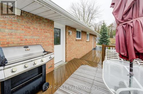 97 Wellington St N, Mapleton, ON - Outdoor With Exterior