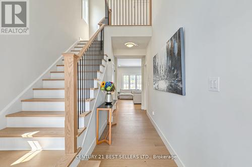 168 Courtland Street, Blue Mountains, ON - Indoor Photo Showing Kitchen With Upgraded Kitchen