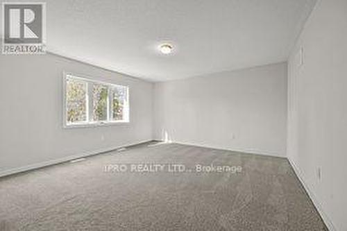 59 Tulip Cres, Norfolk, ON - Indoor Photo Showing Other Room