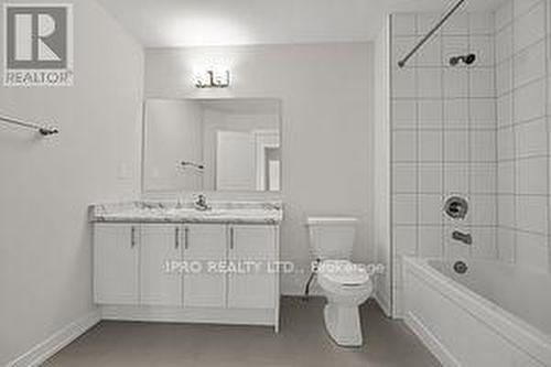 59 Tulip Crescent, Norfolk, ON - Indoor Photo Showing Bathroom