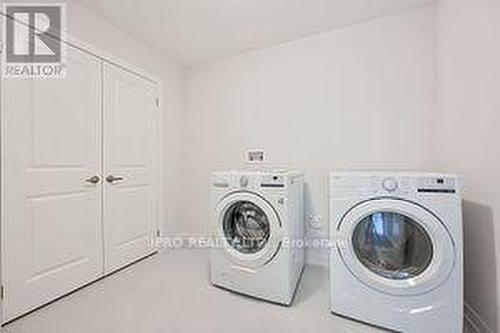 59 Tulip Cres, Norfolk, ON - Indoor Photo Showing Laundry Room