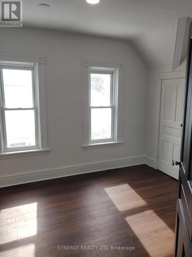 90 Chesley Ave, London, ON - Indoor Photo Showing Other Room