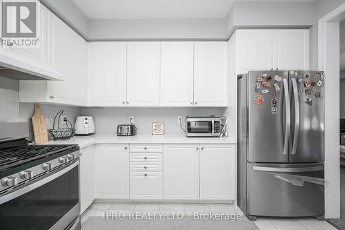 40 Santos Drive, Haldimand, ON - Indoor Photo Showing Kitchen