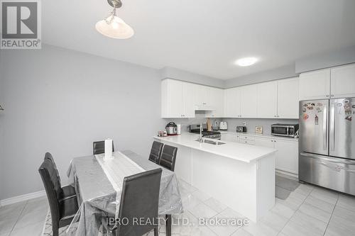 40 Santos Drive, Haldimand, ON - Indoor Photo Showing Kitchen With Double Sink