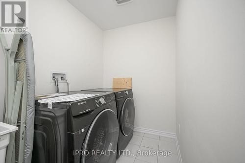 40 Santos Drive, Haldimand, ON - Indoor Photo Showing Laundry Room