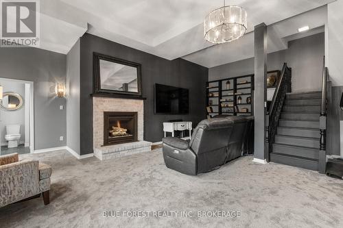 4 Woodland Rd, Central Elgin, ON - Indoor With Fireplace