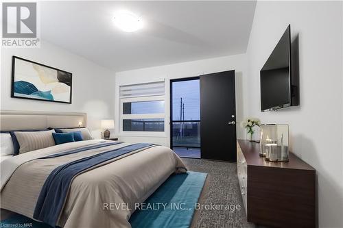 306 Bradley Ave, Welland, ON - Indoor Photo Showing Bedroom