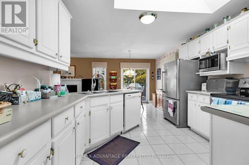 615 Valetta Street N, London, ON - Indoor Photo Showing Kitchen With Double Sink