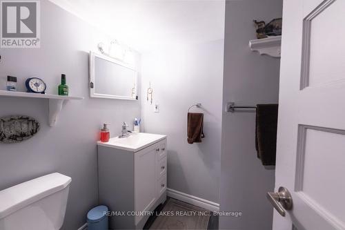 151 King St, Kawartha Lakes, ON - Indoor Photo Showing Bathroom