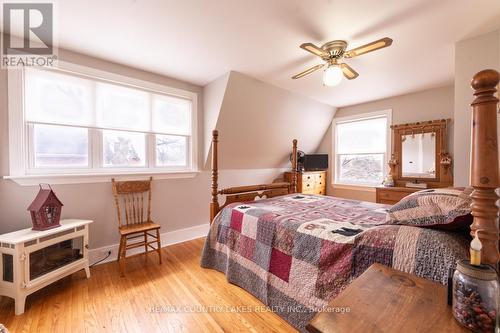 151 King Street, Kawartha Lakes, ON - Indoor Photo Showing Bedroom