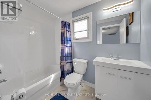 44 Primrose Cres, Brampton, ON - Indoor Photo Showing Bathroom